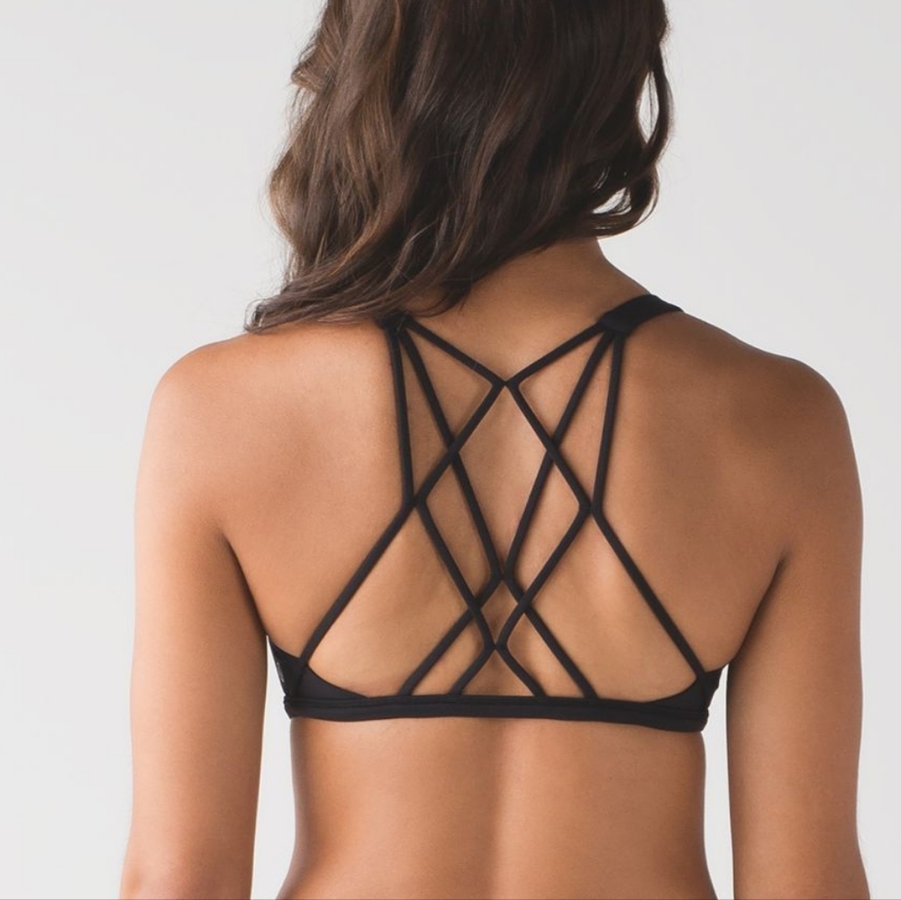 Lululemon Free to be Zen bra in Persian Blue, size 8